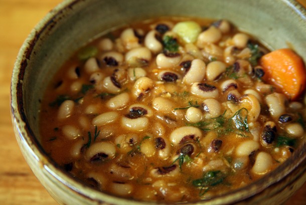 Black Eyed Beans with Herbs - Mediterranean Living