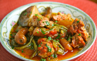 Green Bean Stew with Pork and Potatoes in the Slow Cooker (1)