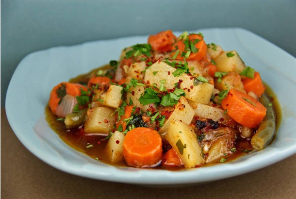 Green Beans with Carrots and Potatoes