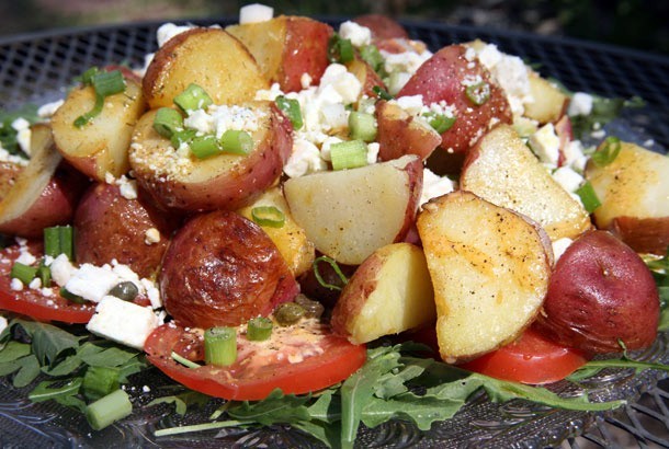 Mediterranean Diet Recipes: Fried Potato Salad with Tomatoes and Arugula