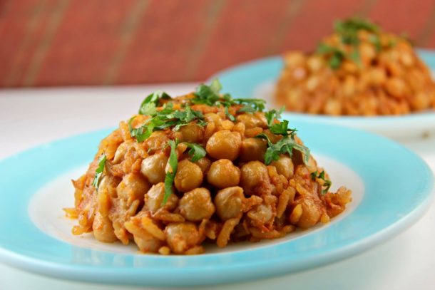 Mediterranean Diet Recipes: Turkish Garbanzo Bean Pilaf