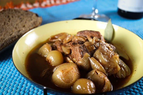 Mediterranean Diet: Chicken Stifado (stew) in Bowl