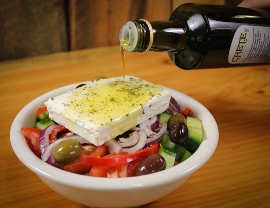 Mediterranean Diet: Authentic Greek Salad (Horiatiki)