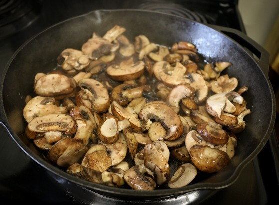 Seared Mushroom Salad with Blue Cheese and Arugula