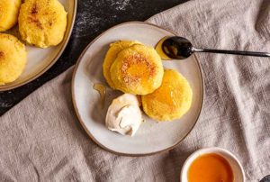 Harcha (Moroccan Bread in the Skillet)