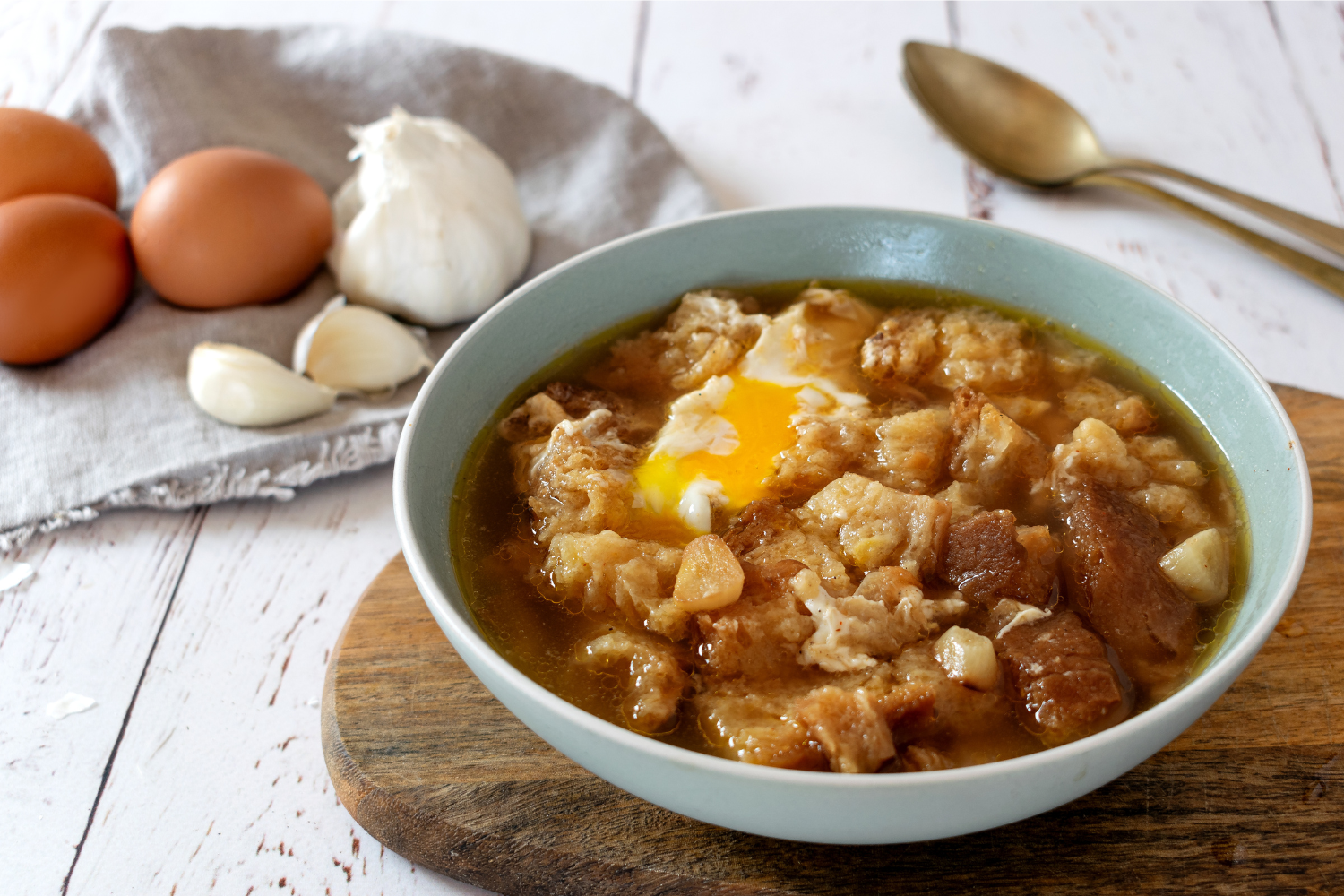 Garlic Soup Featured