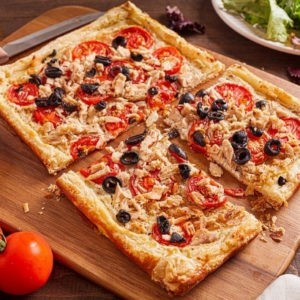Best Canned Tuna Recipe: Puff Pastry with Tuna, Tomatoes and Olives (France)