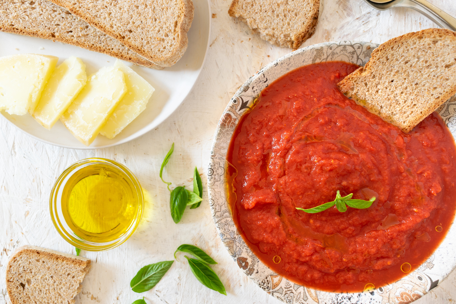 Italian Fresh Tomato Soup (Zuppa di Pomodoro)