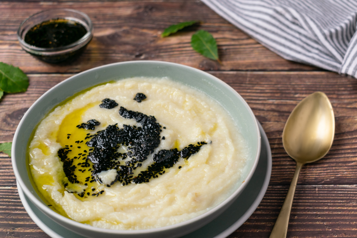 Creamy Cauliflower Soup with Potatoes and Black Sesame Oil Article
