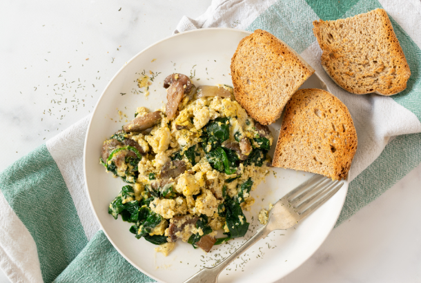 Mediterranean Veggie Scrambled Eggs - Mediterranean Living