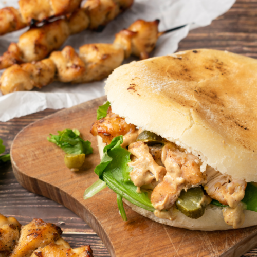 Grilled Chicken and Hummus in Pita (Pargiyot)