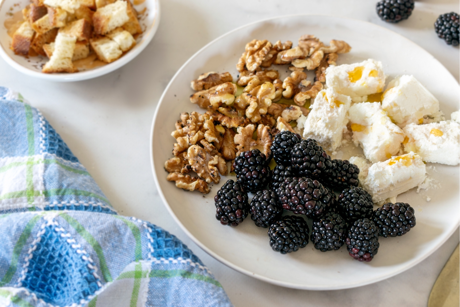 blackberry mezze board with goat cheese, walnuts and honey.