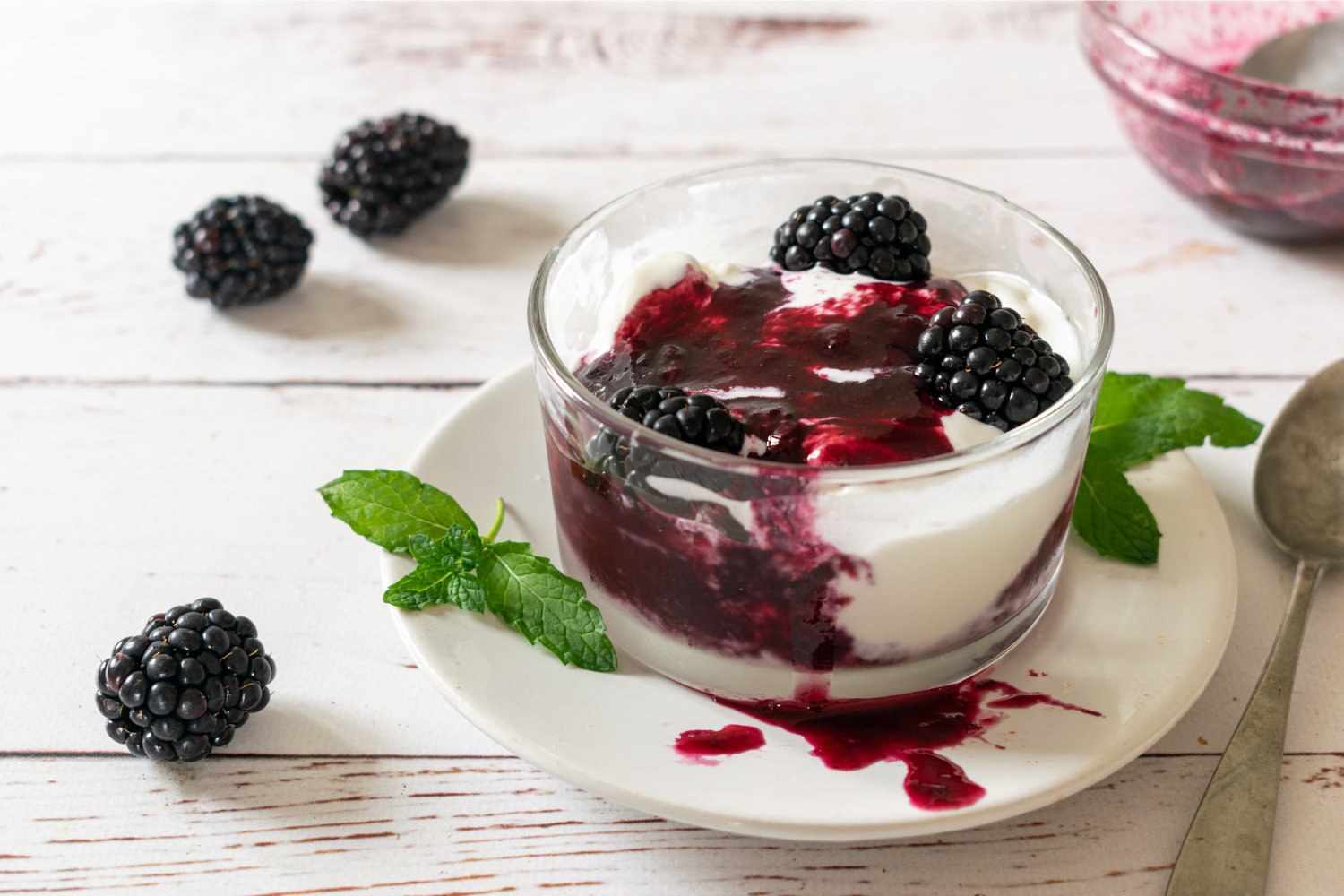 Blackberry Compote with Greek Yogurt