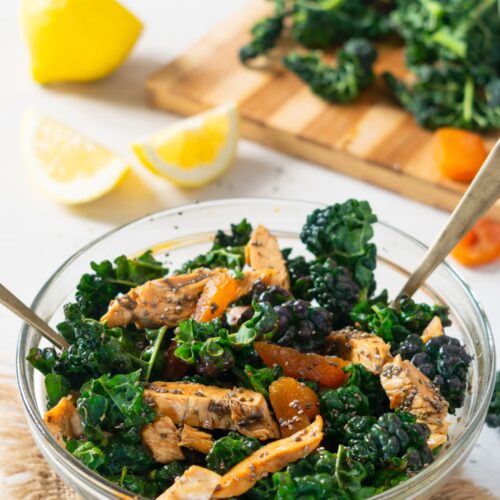 kale salad with chicken​